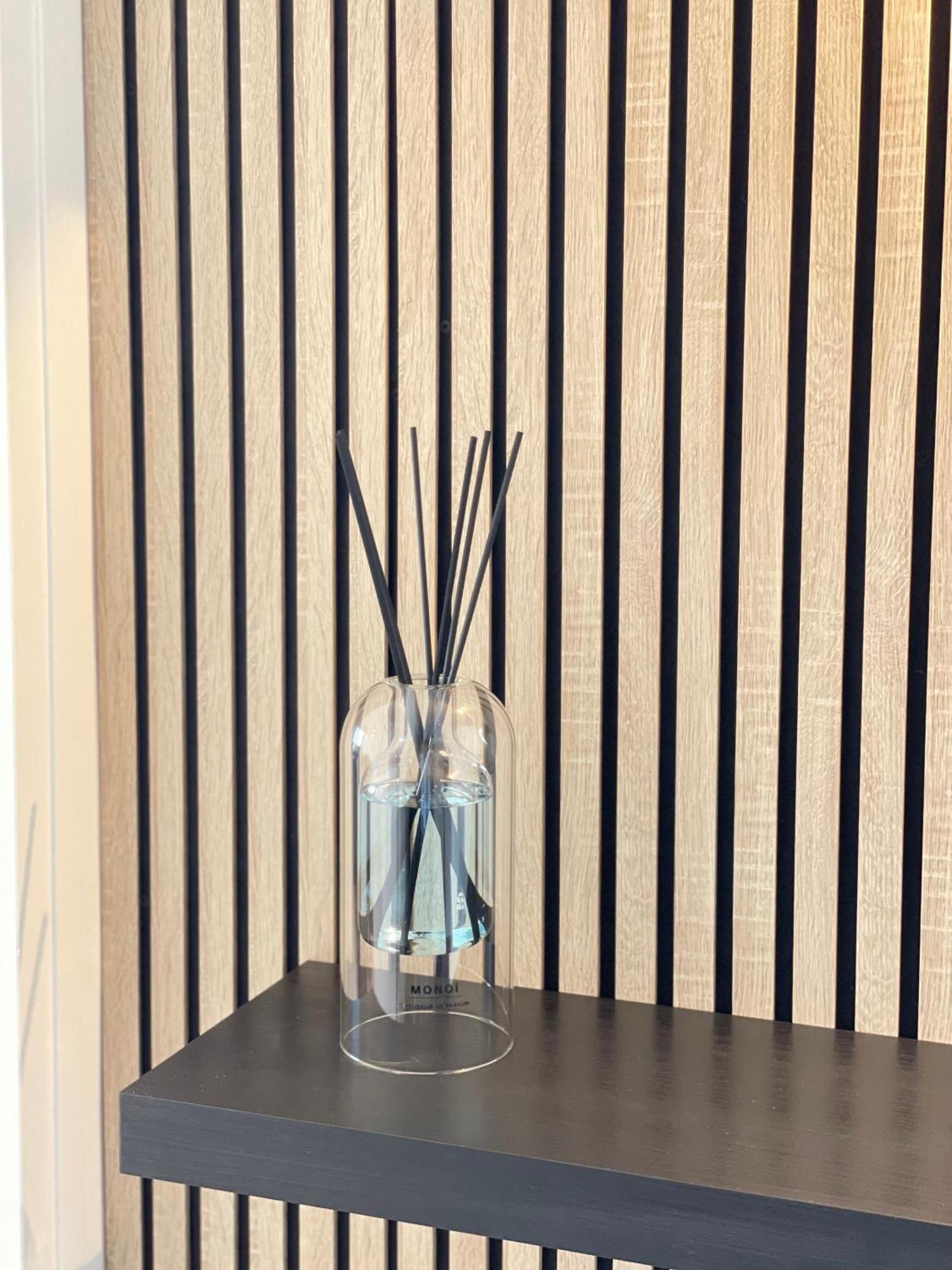 Paris Pantin Magnifique Appartement 4 Pieces De 108M2 Avec 2 Parking Interieur - Tres Cosy Pour 1 A 12 Personnes - Entierement Refait A Neuf Entire Apartment Luxurious And Warm - Pantin Paris 19 Eme Free Wifi Gratuit Exterior foto