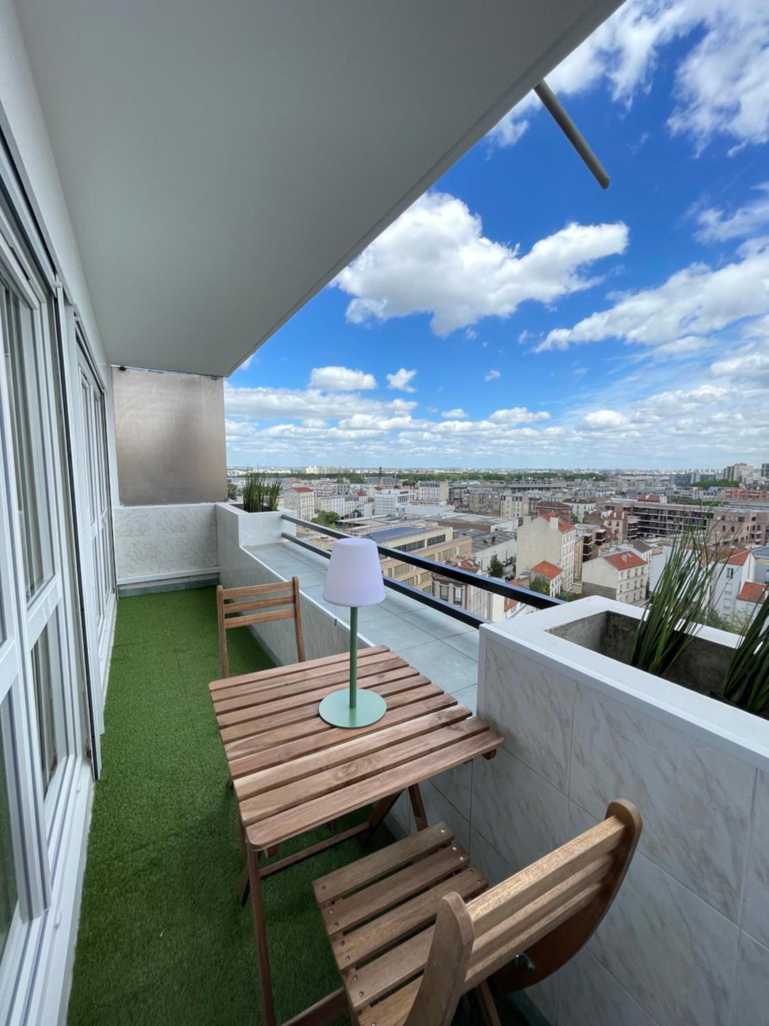 Paris Pantin Magnifique Appartement 4 Pieces De 108M2 Avec 2 Parking Interieur - Tres Cosy Pour 1 A 12 Personnes - Entierement Refait A Neuf Entire Apartment Luxurious And Warm - Pantin Paris 19 Eme Free Wifi Gratuit Exterior foto