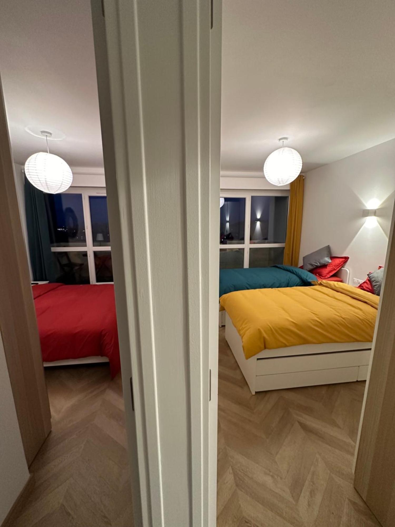 Paris Pantin Magnifique Appartement 4 Pieces De 108M2 Avec 2 Parking Interieur - Tres Cosy Pour 1 A 12 Personnes - Entierement Refait A Neuf Entire Apartment Luxurious And Warm - Pantin Paris 19 Eme Free Wifi Gratuit Exterior foto
